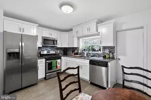 2604 E York St, Philadelphia, PA 19125 - Photo 7