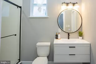 429 Tasker St, Philadelphia, PA 19148 - Photo 29