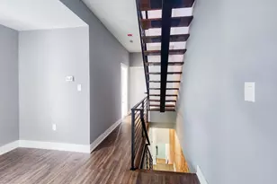 429 Tasker St, Philadelphia, PA 19148 - Photo 5