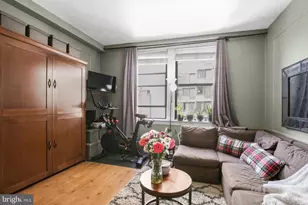 1324 Locust St, Philadelphia, PA 19107 - Photo 3