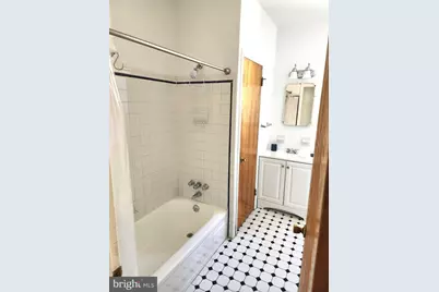 250 S 13th Street #6A, Philadelphia, PA 19107 - Photo 9