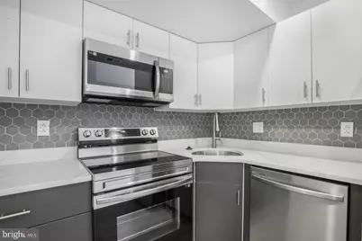 800 Callowhill Street #10-3, Philadelphia, PA 19123 - Photo 7