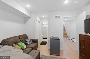 1958 N 8th St, Philadelphia, PA 19122 - Photo 23
