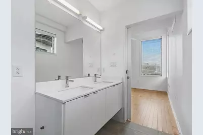 936 N Leithgow Street, Philadelphia, PA 19123 - Photo 17