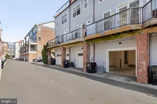 203 Surgeon Generals Ct, Philadelphia, PA 19146 - Photo 47