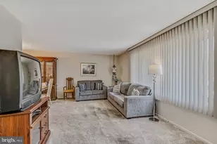 416 Tomlinson Rd, Philadelphia, PA 19116 - Photo 3