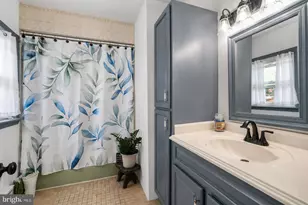 427 Hartel Ave, Philadelphia, PA 19111 - Photo 33