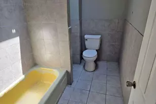 2036 S Cecil St, Philadelphia, PA 19143 - Photo 9