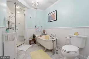 7825 Calvert St, Philadelphia, PA 19152 - Photo 27