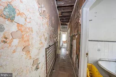919 S 17th Street, Philadelphia, PA 19146 - Photo 11