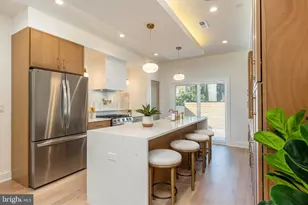 629 Mifflin St, Philadelphia, PA 19148 - Photo 1