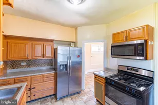 2216 Georges Ln, Philadelphia, PA 19131 - Photo 17