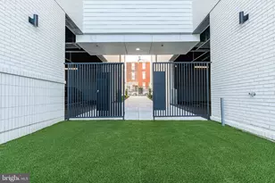 1130 N Delaware Ave, Philadelphia, PA 19125 - Photo 17