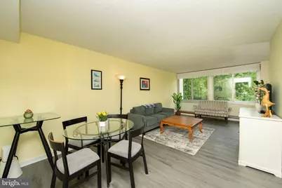 604 S Washington Square #306, Philadelphia, PA 19106 - Photo 15
