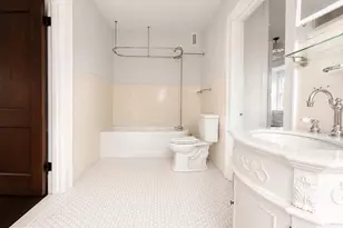 186 W Queen Ln, Philadelphia, PA 19144 - Photo 9