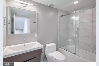 910 N 16th Street #C, Philadelphia, PA 19130 - Photo 7