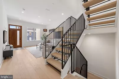 2121 E Sergeant Street, Philadelphia, PA 19125 - Photo 13