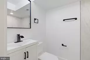 617 W Cumberland St, Philadelphia, PA 19133 - Photo 13