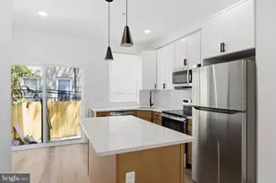 617 W Cumberland St, Philadelphia, PA 19133 - Photo 5