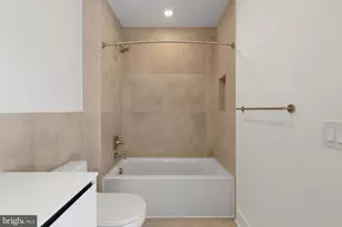1731 Tilghman St, Philadelphia, PA 19122 - Photo 19