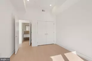 1731 Tilghman St, Philadelphia, PA 19122 - Photo 15