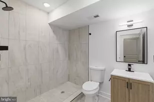 2310 N Sydenham St, Philadelphia, PA 19132 - Photo 17