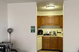 2018 Walnut St, Philadelphia, PA 19103 - Photo 3