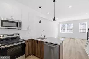 2534 N 11th St, Philadelphia, PA 19133 - Photo 13