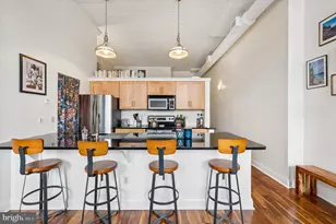 2429 Locust St, Philadelphia, PA 19103 - Photo 11