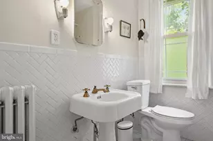 156 E Roumfort Rd, Philadelphia, PA 19119 - Photo 37