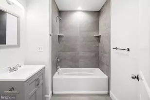 2144 N 8th St, Philadelphia, PA 19122 - Photo 29