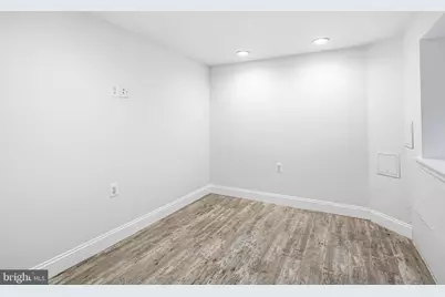 2144 N 8th Street, Philadelphia, PA 19122 - Photo 17