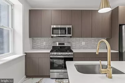 1211 S 15th Street, Philadelphia, PA 19146 - Photo 3