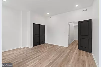 1211 S 15th Street, Philadelphia, PA 19146 - Photo 25