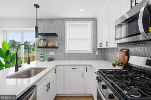 1128 E Upsal St, Philadelphia, PA 19150 - Photo 15