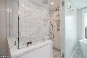 707 S 17th St, Philadelphia, PA 19146 - Photo 35