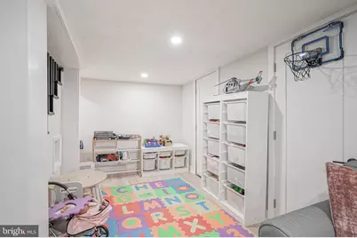707 S 17th Street, Philadelphia, PA 19146 - Photo 15