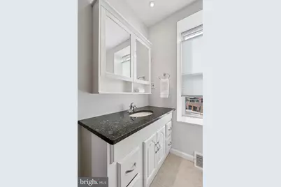 2305 Grays Ferry Avenue, Philadelphia, PA 19146 - Photo 19
