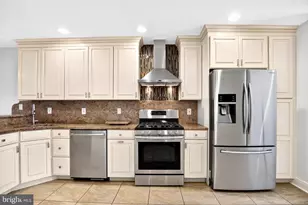 1007 S 7th St, Philadelphia, PA 19147 - Photo 13