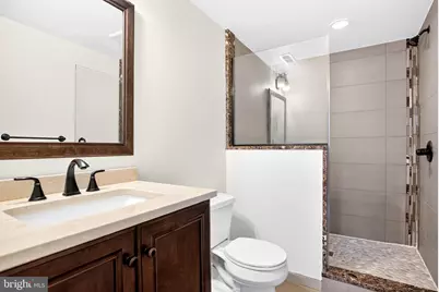 1007 S 7th Street, Philadelphia, PA 19147 - Photo 29