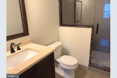 1007 S 7th Street, Philadelphia, PA 19147 - Photo 31