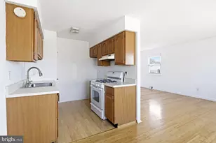 10751 E Keswick Rd, Philadelphia, PA 19154 - Photo 5