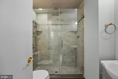 2135 Walnut Street #1202, Philadelphia, PA 19103 - Photo 25