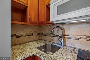 2135 Walnut St, Philadelphia, PA 19103 - Photo 9