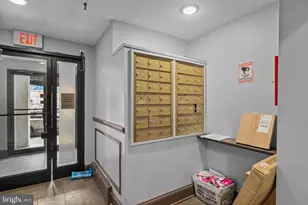 2135 Walnut St, Philadelphia, PA 19103 - Photo 33