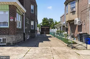 2622 Lefevre St, Philadelphia, PA 19137 - Photo 3