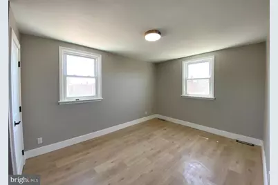 1030 E Sedgwick Street, Philadelphia, PA 19150 - Photo 7