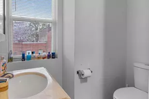 1422 W Tioga St, Philadelphia, PA 19140 - Photo 15