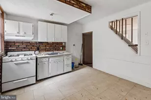 1448 S Bouvier St, Philadelphia, PA 19146 - Photo 9