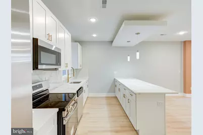 1933 N Leithgow Street, Philadelphia, PA 19122 - Photo 27
